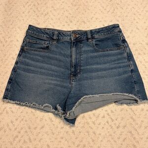 American Eagle High Waist Denim Mom Shorts Womens Size 12 Blue Jean Festival